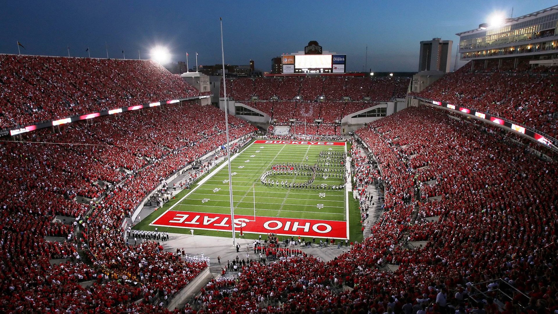 职业联赛转播权创历史新高，职业联赛转会策略问题